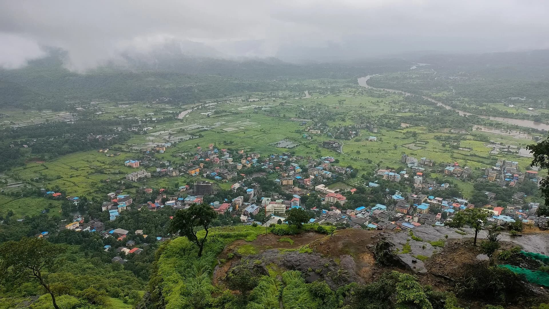 Valley view of Pali from the Sarasgad Fort trek